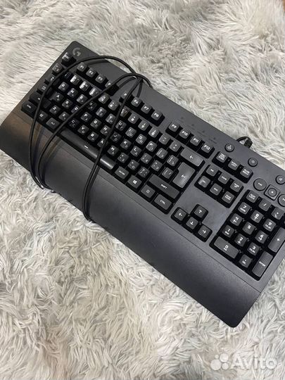 Игровая клавиатура Logitech g213