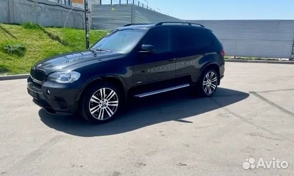 В разборе BMW X5 (E70) 2012