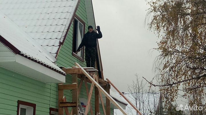 Бригада строителей, монтажников, отделочников