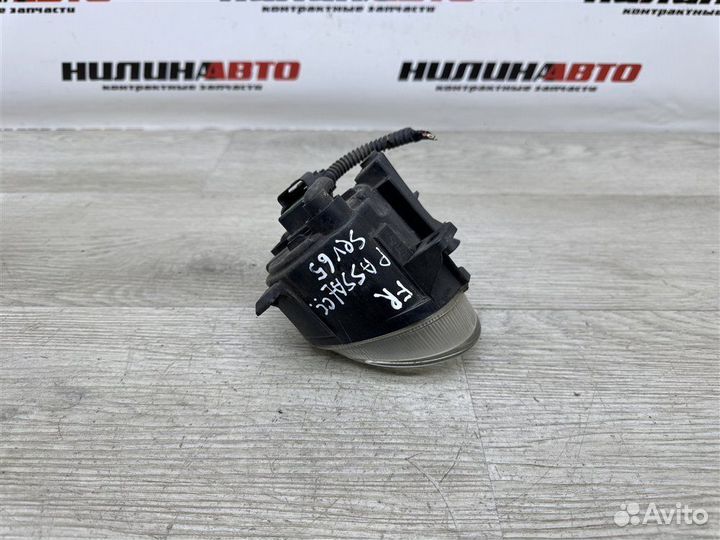 Фара противотуманная правая Volkswagen Passat Cc