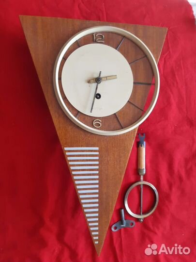 Часы настенные Янтарь СССР