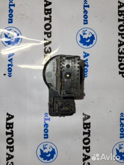 Блок управления светом Skoda Octavia седан AKL