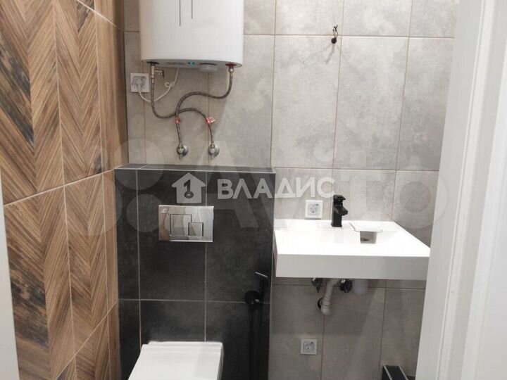 Квартира-студия, 17,9 м², 3/8 эт.