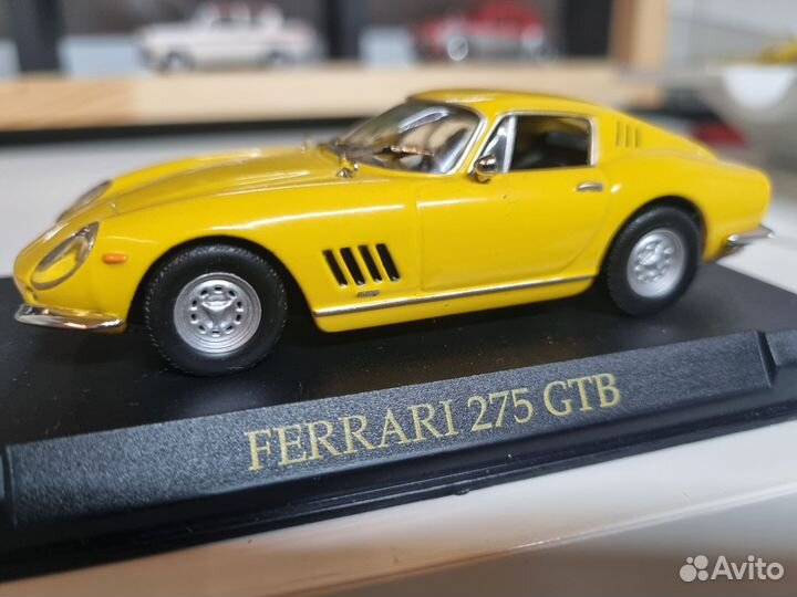 Модель 1 :43 Ferrari