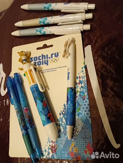 Бейсболка Сочи2014,словарь,магнит.матрёшки,ручки
