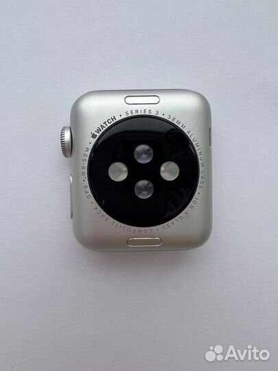 Смарт-часы Apple Watch Series 3