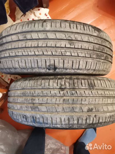 Royal Black Royal Mile 195/60 R15