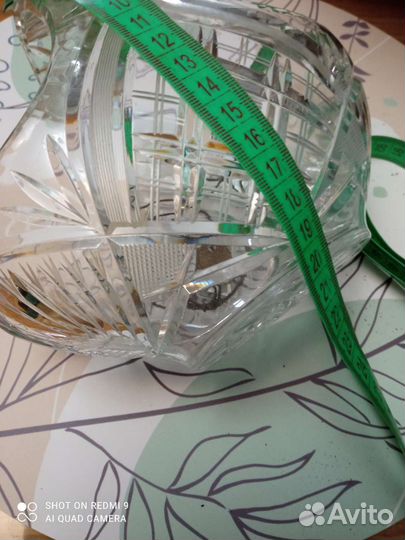 Хрустальная ваза