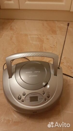 Стереомагнитола MP3/USB Hyundai радио не работает