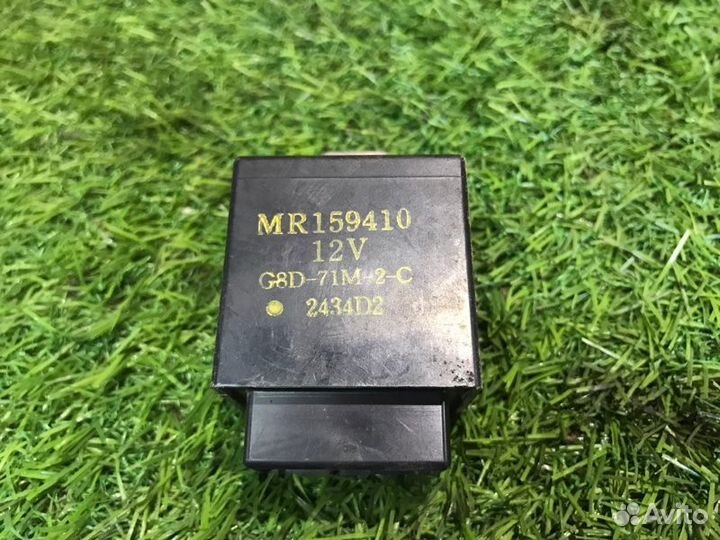 Реле Mitsubishi Pajero 2 V44W 6G74 1991-2004