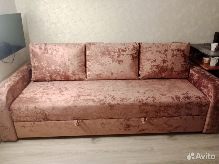 Диван новый еврокнижка