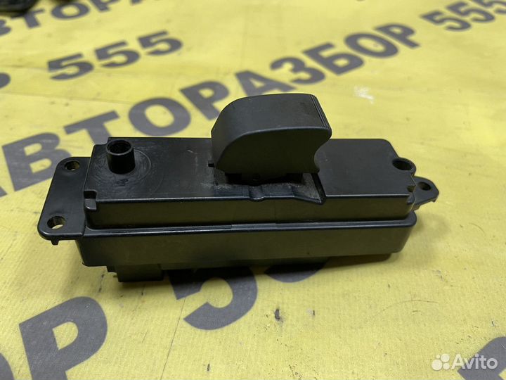 Кнопка стеклоподъемника Mazda 6 GH