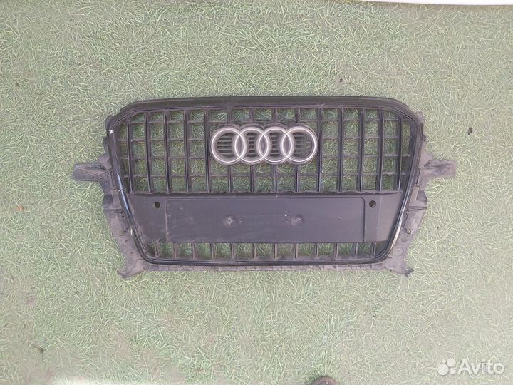 Решетка радиатора Audi Q3 S-Line 11-14