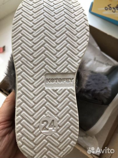 Ботинки новые 23, 24 размер осенние на байке