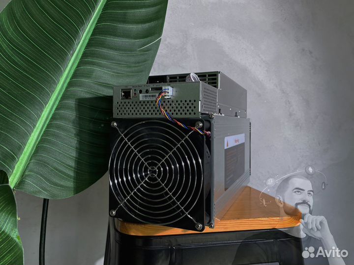 Whatsminer m30s++ 102T первый скотч