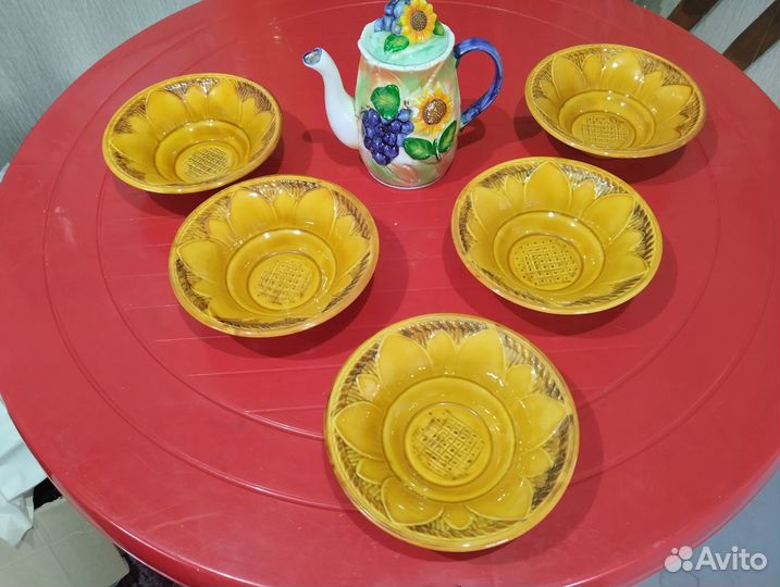 Керамика - тарелки зик. Заварной фарфоровый чайник