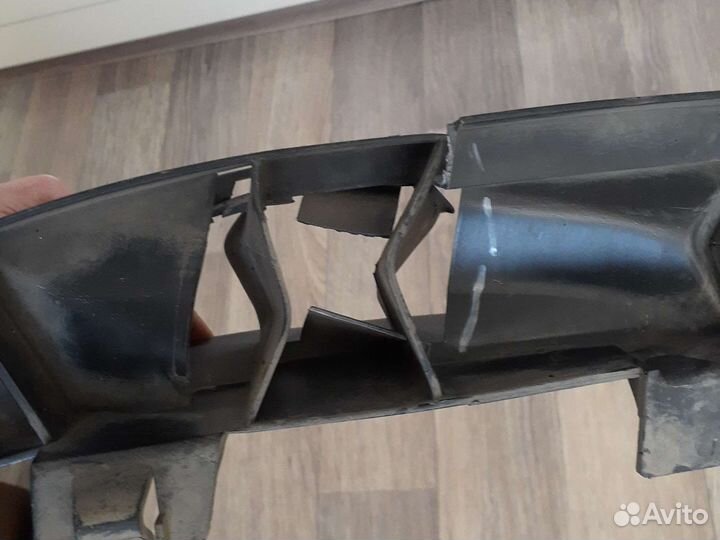 Усилитель бампера Renault Kangoo с 2008