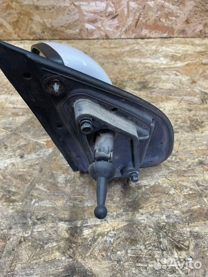 Зеркало левое механическое hyundai i20