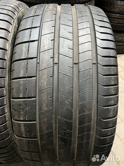 Pirelli P Zero PZ4 295/35 R20