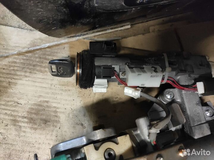Замок зажигания Infiniti Qx56 JA60 5.6 бензин 2005