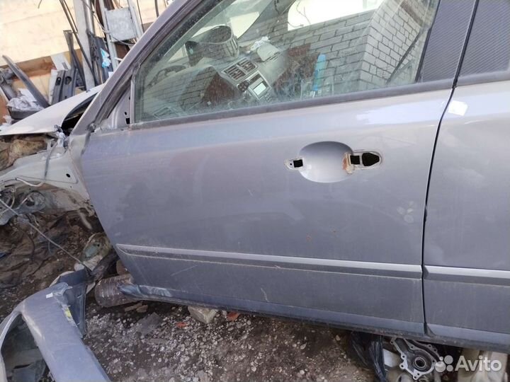 Передняя левая дверь вольво s40 2004-2012г