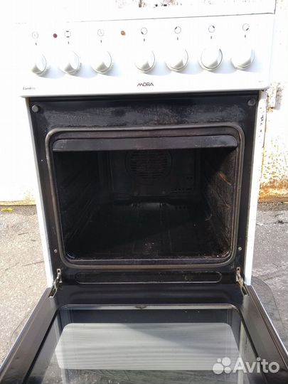 Плита электрическая Mora б/у с духовкой