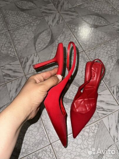 Босоножки zara