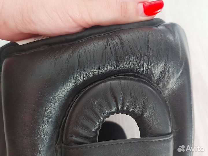 Шлем и перчатки