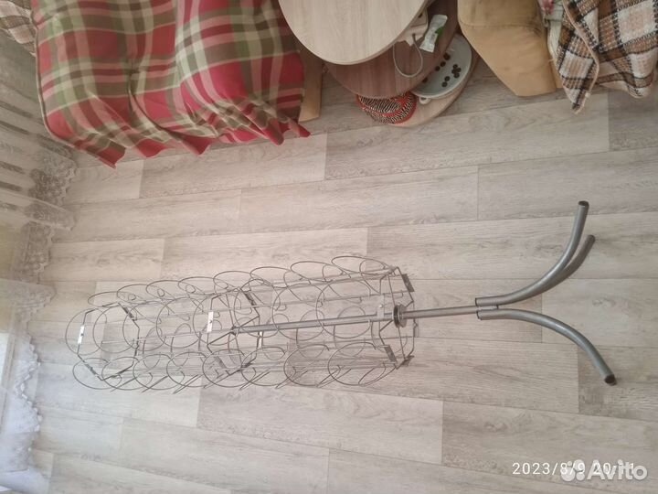 Подставка для шапок