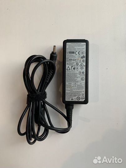 Блок питания samsung 19v 2.1A 3.0x1.1mm