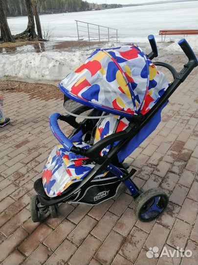 Прогулочная коляска