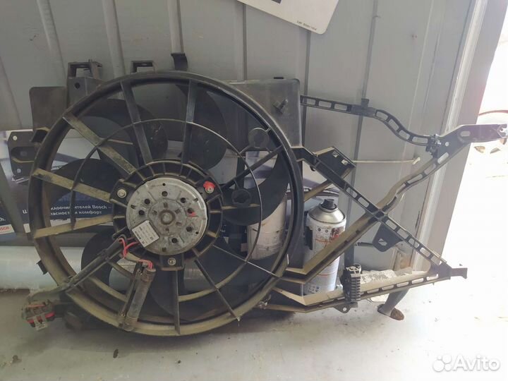 Вентилятор радиатора основного Opel Vectra B