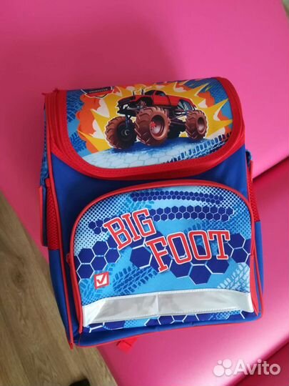 Рюкзак школьный для мальчика новый