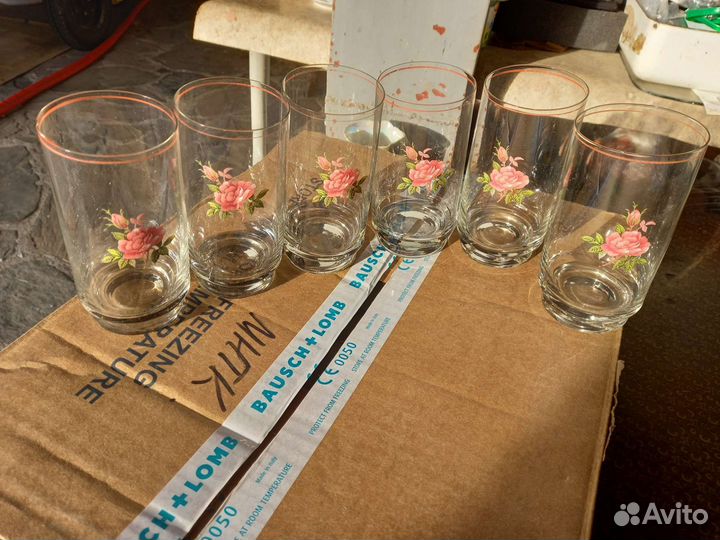 Стаканы из тонкого стекла с рисунком роз
