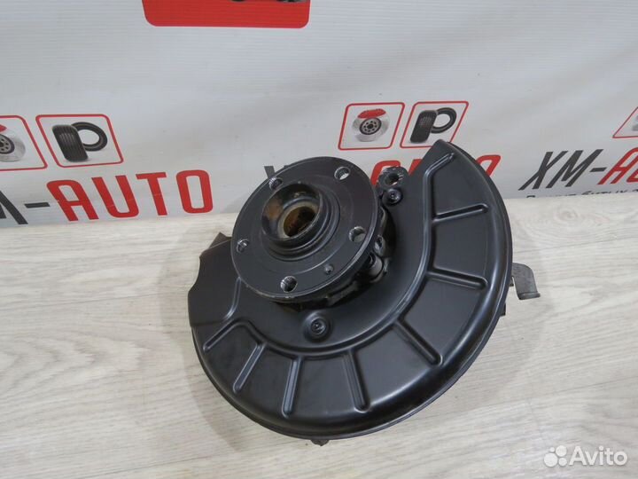 Кулак поворотный передний левый Volkswagen Tiguan