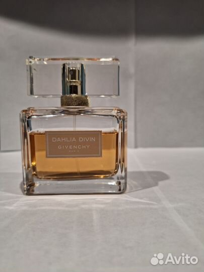 Духи Dahlia Divin Nude Givenchy 75 мл оригинал