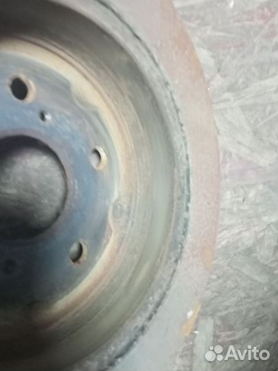 Диски тормозные задние Тойота Раф4 4