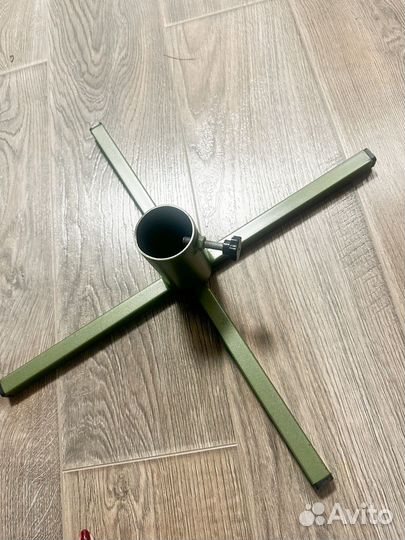 Подставка под елку