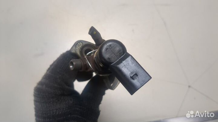 Форсунка топливная Renault Megane 3, 2011