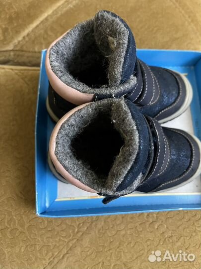 Ботинки демисезонные для девочки 23 размер