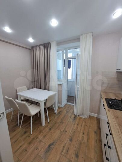 2-к. квартира, 58 м², 4/5 эт.