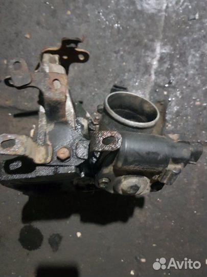 Дроссельная заслонка Hino 300 Широкая Кабина