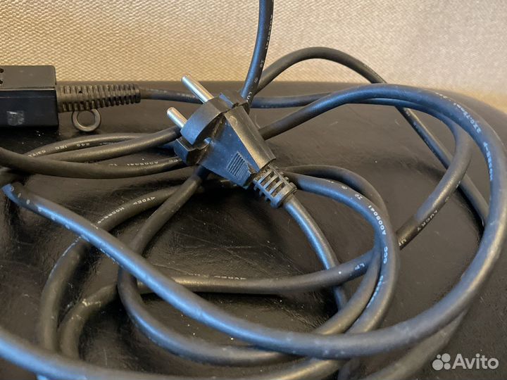 Утюг для выпрямления волос профессиональный