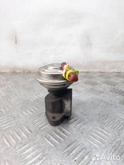 Клапан EGR Volkswagen Passat седан 2.5 AKN 2001