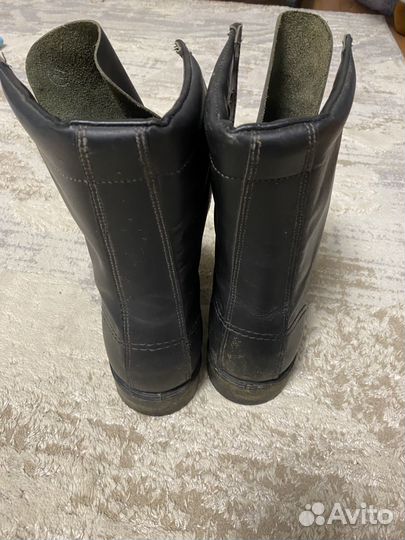 Продам берцы 42