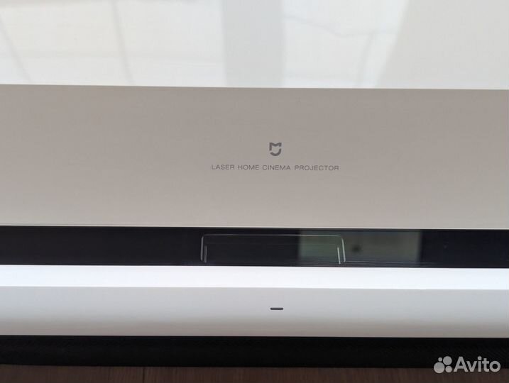 Проектор Xiaomi MiJia Laser Projection TV mjjgyy01