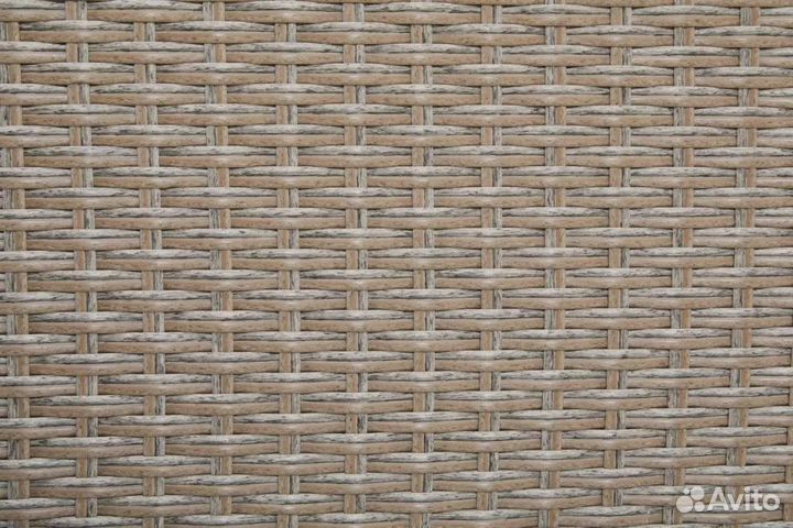 Комплект мебели из ротанга с диваном