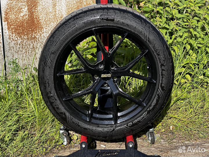 R20 Goodyear Eagle F1 Asymmetric 3 SUV 245/50, PCD 5x108 DIA 63.4