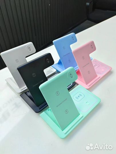 Беспроводная зарядка для iPhone 3 в 1