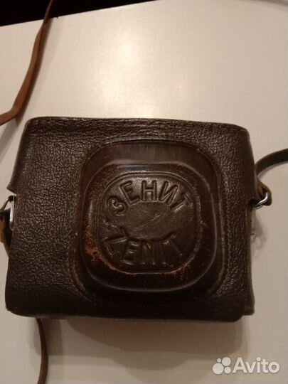 Пленочный фотоаппарат зенит